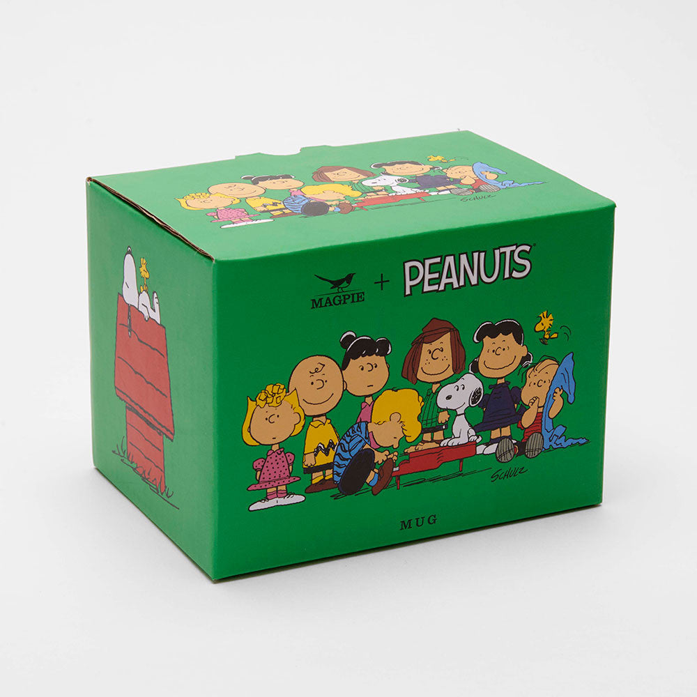 Peanuts Gang and Snoopy Dog House Mug - Tortuna