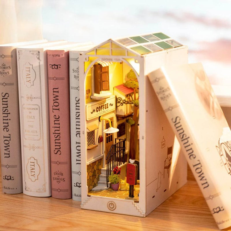 Bookshelf Insert Diorama DIY 3D Puzzle - Sakura Densya, Sunshine Town, Magic House, Time Travel - Tortuna